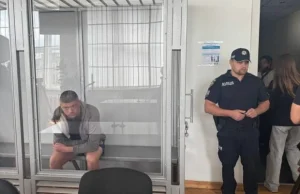 Солдат Олег Гаврилов під вартою в камері суду у Львові за напад на поліцейського