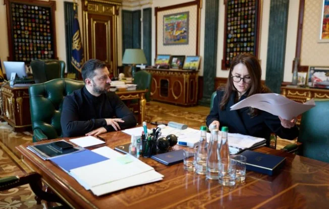 Зеленський та Свириденко обговорюють відставку уряду та зміни в Кабміні